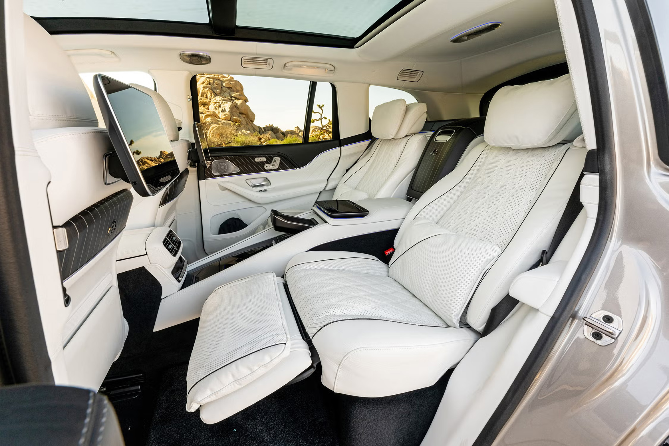 Mercedes Maybach - Image 2